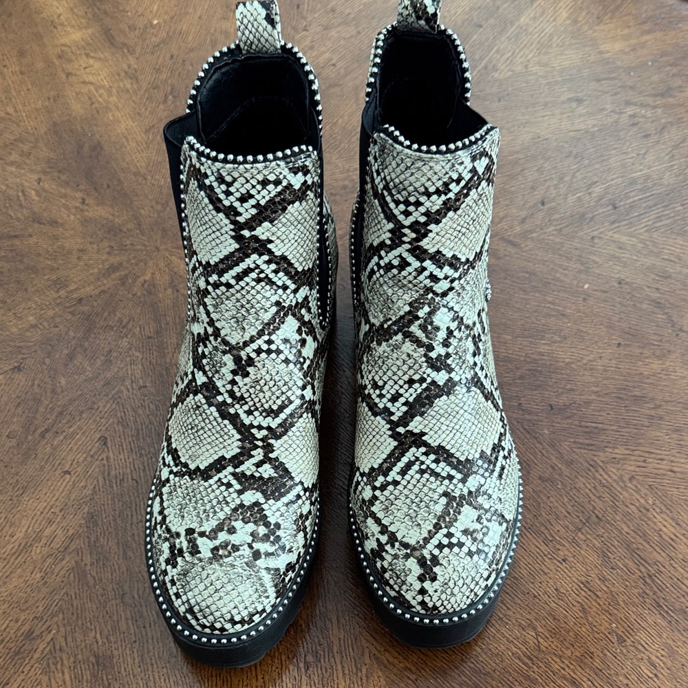 Women's Snakeskin Ankle Boots size 8